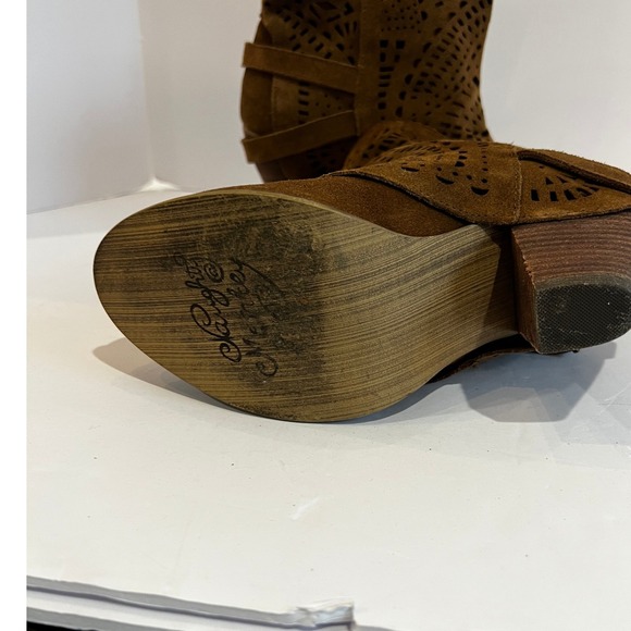 Naughty Monkey Brown Suede Leather Ankle Booties Buckle Accent Western Style - Picture 9 of 12